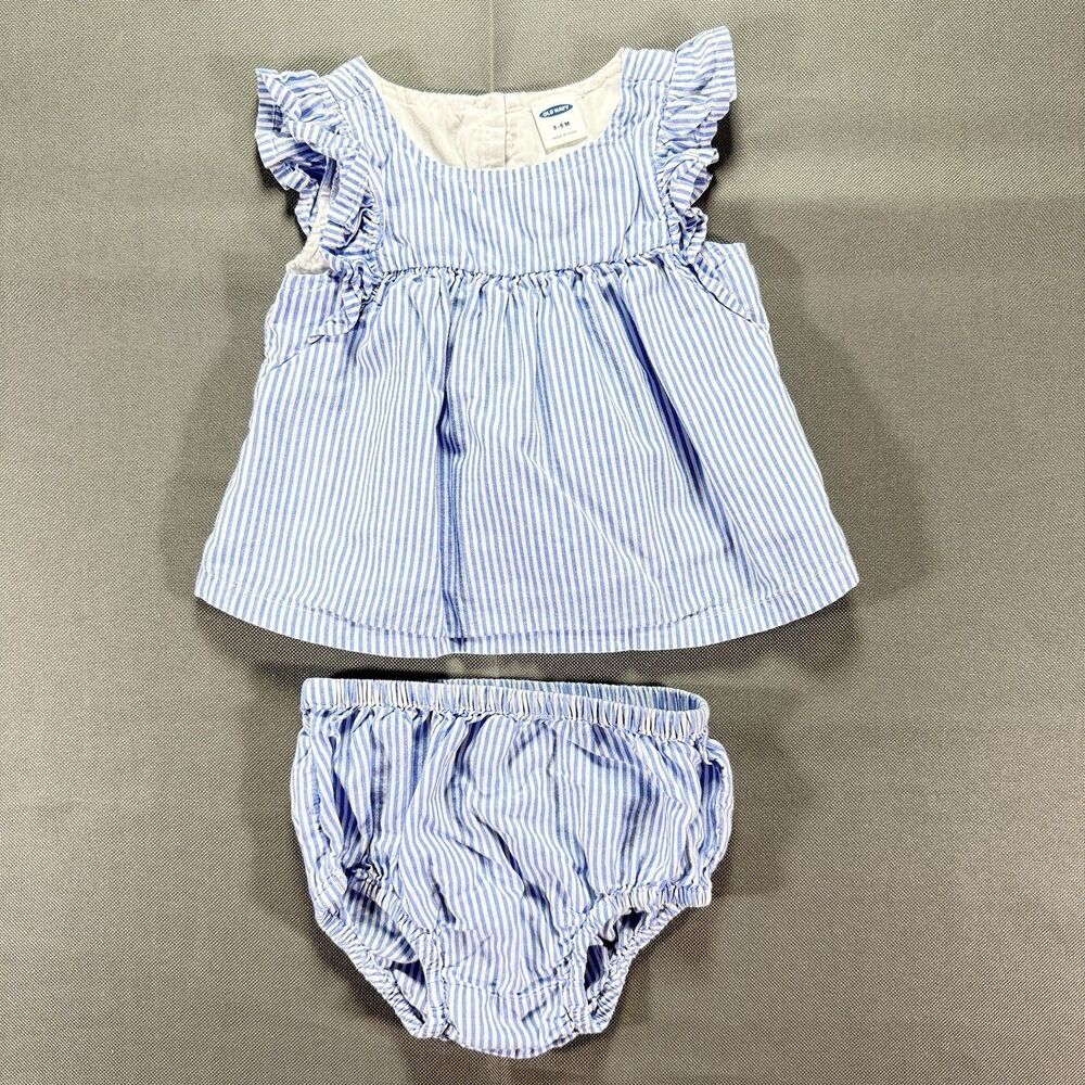 Old Navy Babygirl 2 Piece Blue And White Striped Set Top And Bloomer Size 3-6m
